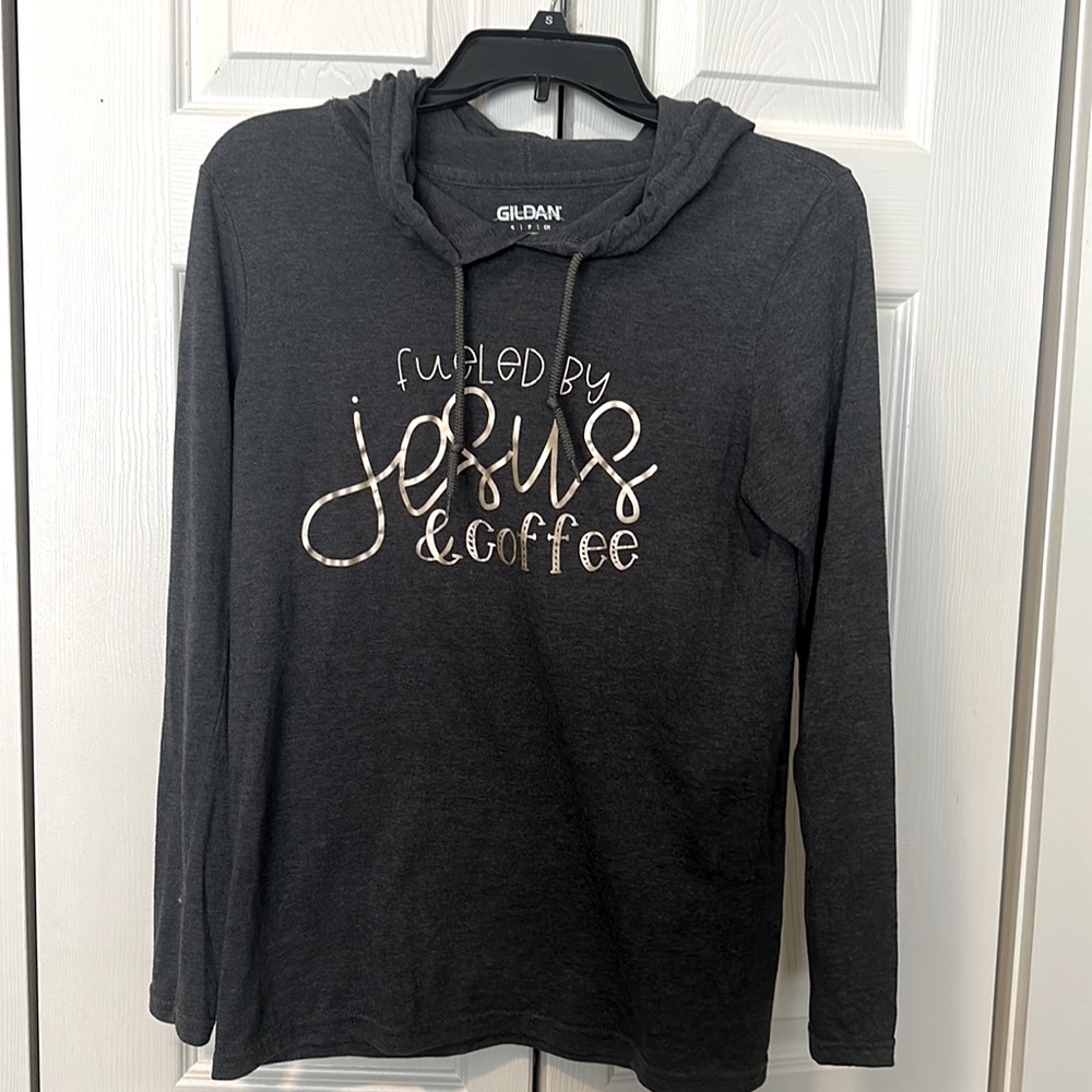 Gildan hoodie with vinyl print